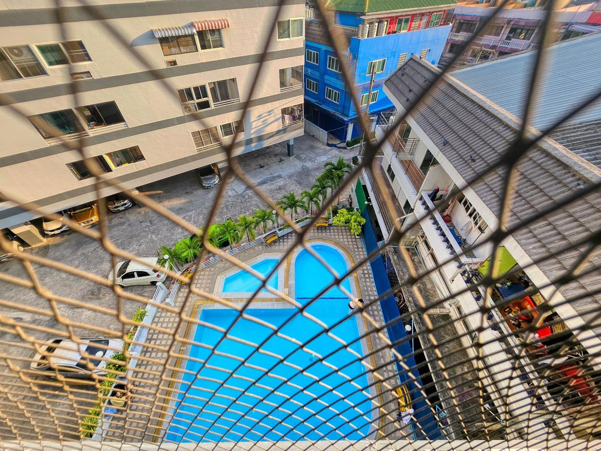 Hagone-Condotel Pattaya Bagian luar foto