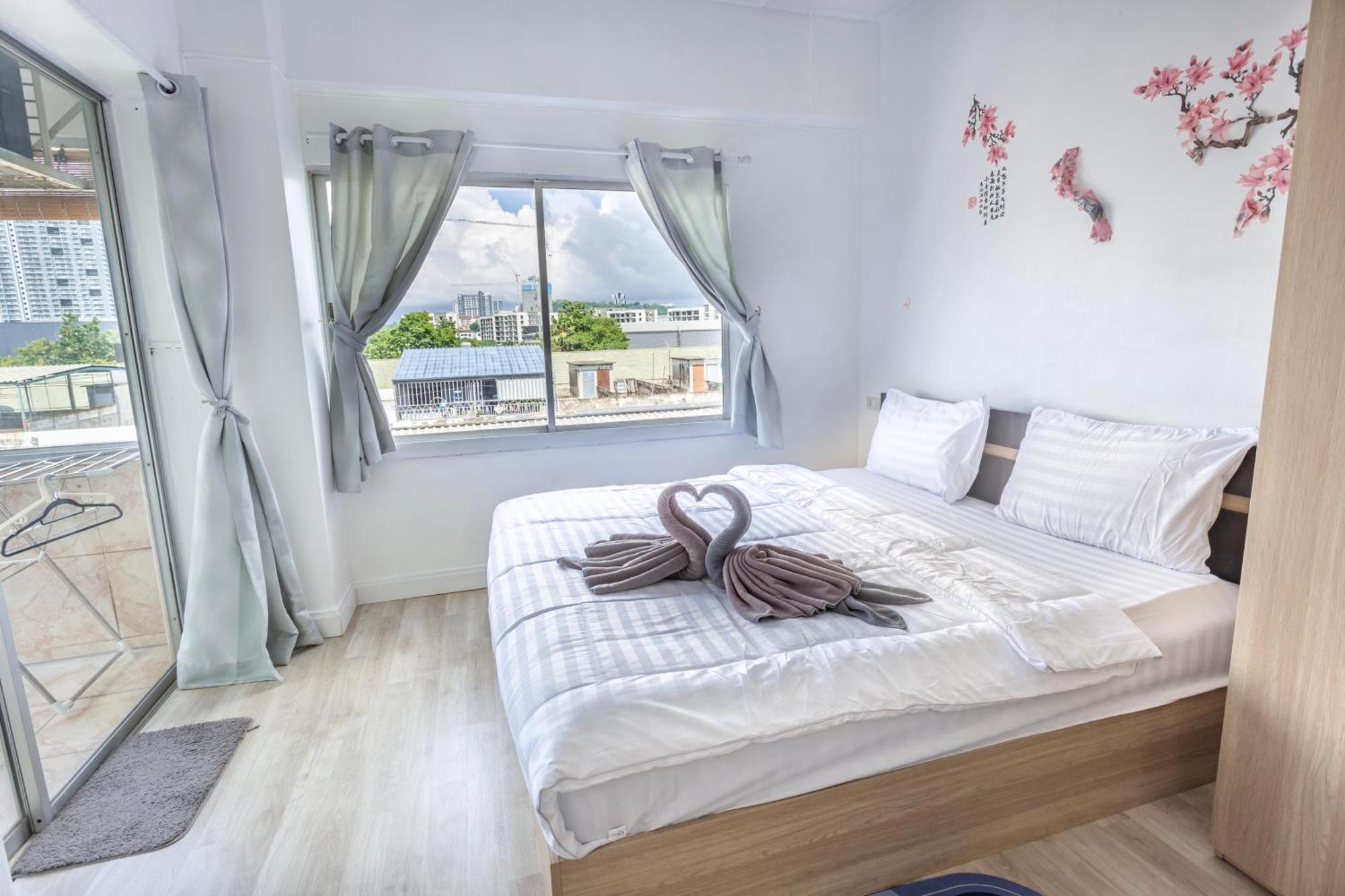 Hagone-Condotel Pattaya Bagian luar foto