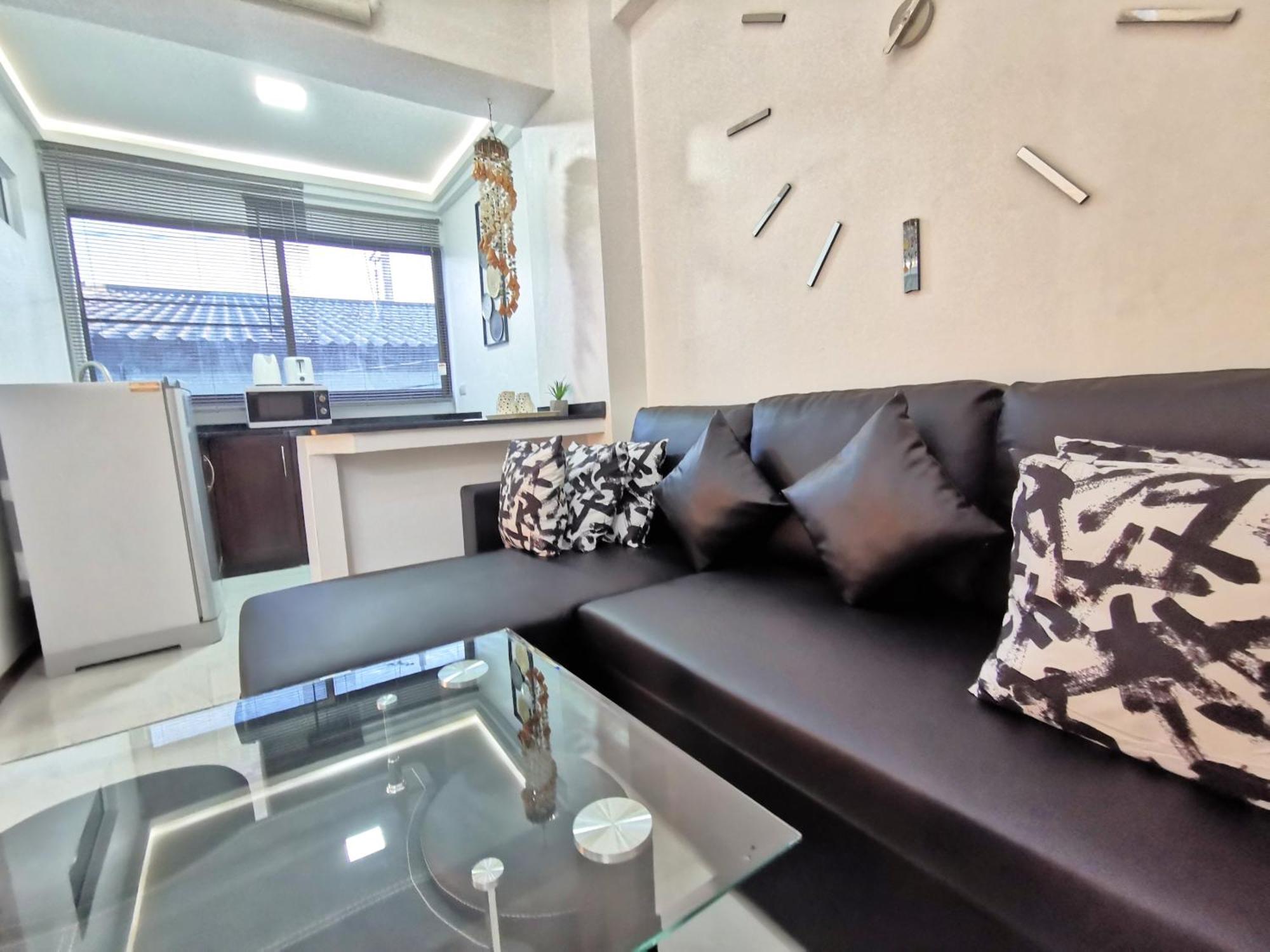 Hagone-Condotel Pattaya Bagian luar foto